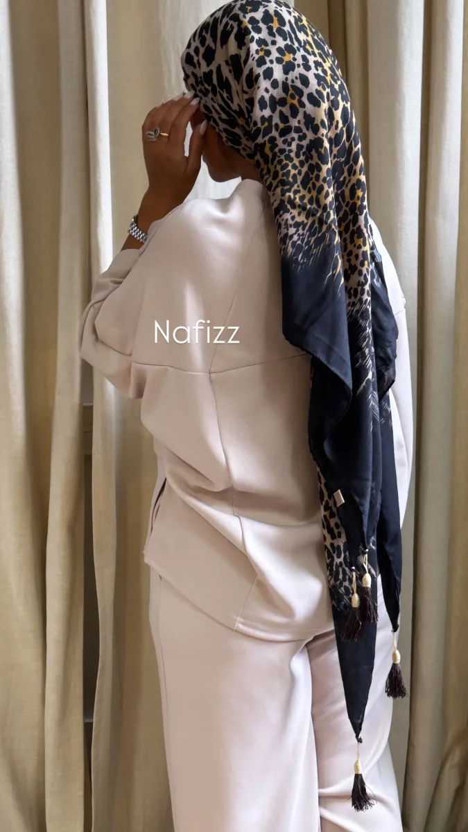 Grand carré Léopard Or – Image 4