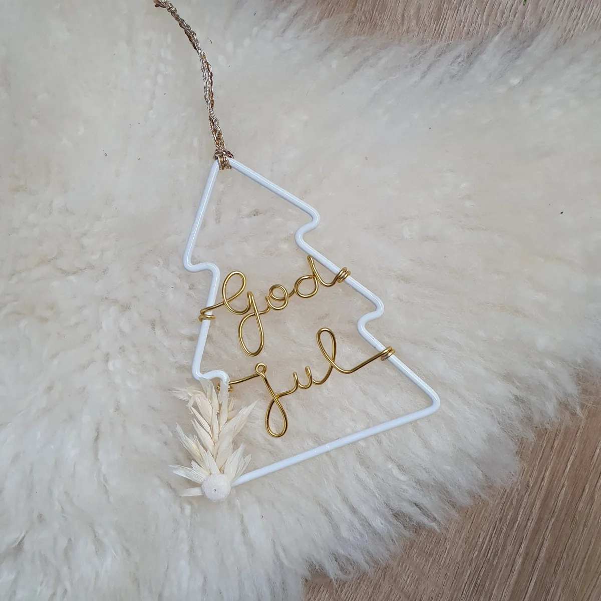 Décoration de sapin de Noël personnalisée avec fleurs séchées