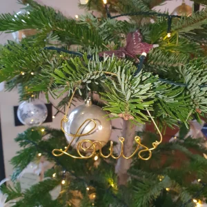 Décoration Noël personnalisée en fil doré