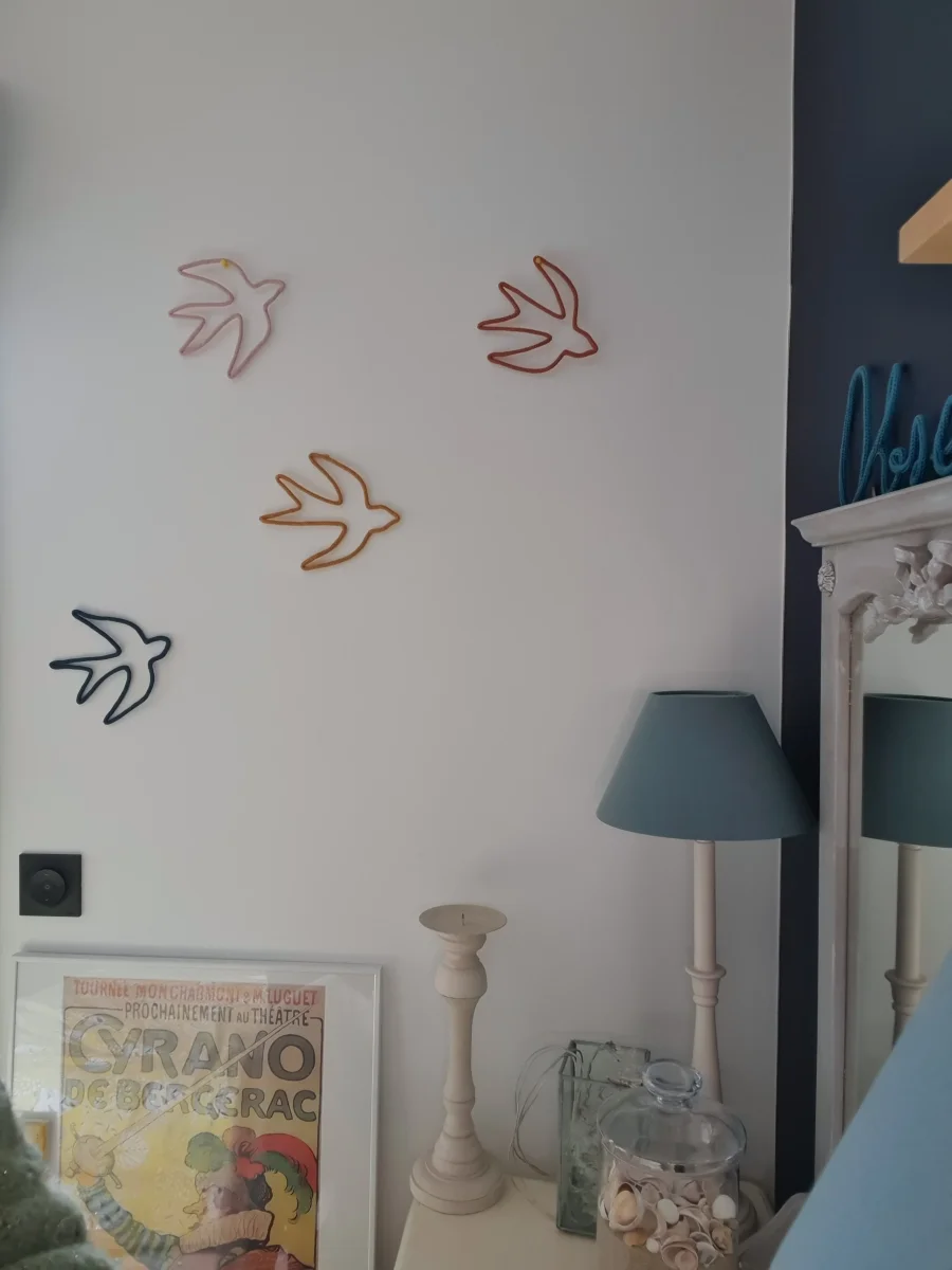 Hirondelle en vol en tricotin – Image 6