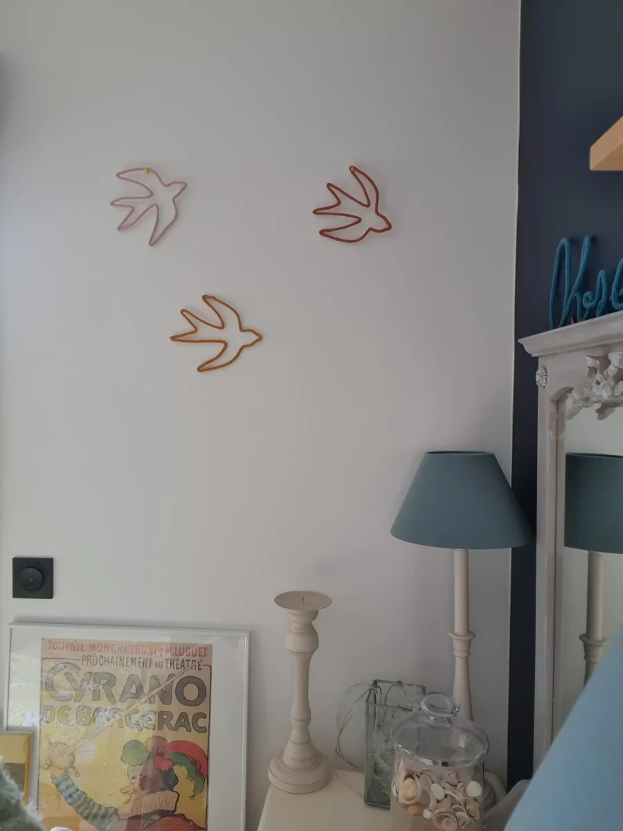 Hirondelle en vol en tricotin – Image 7