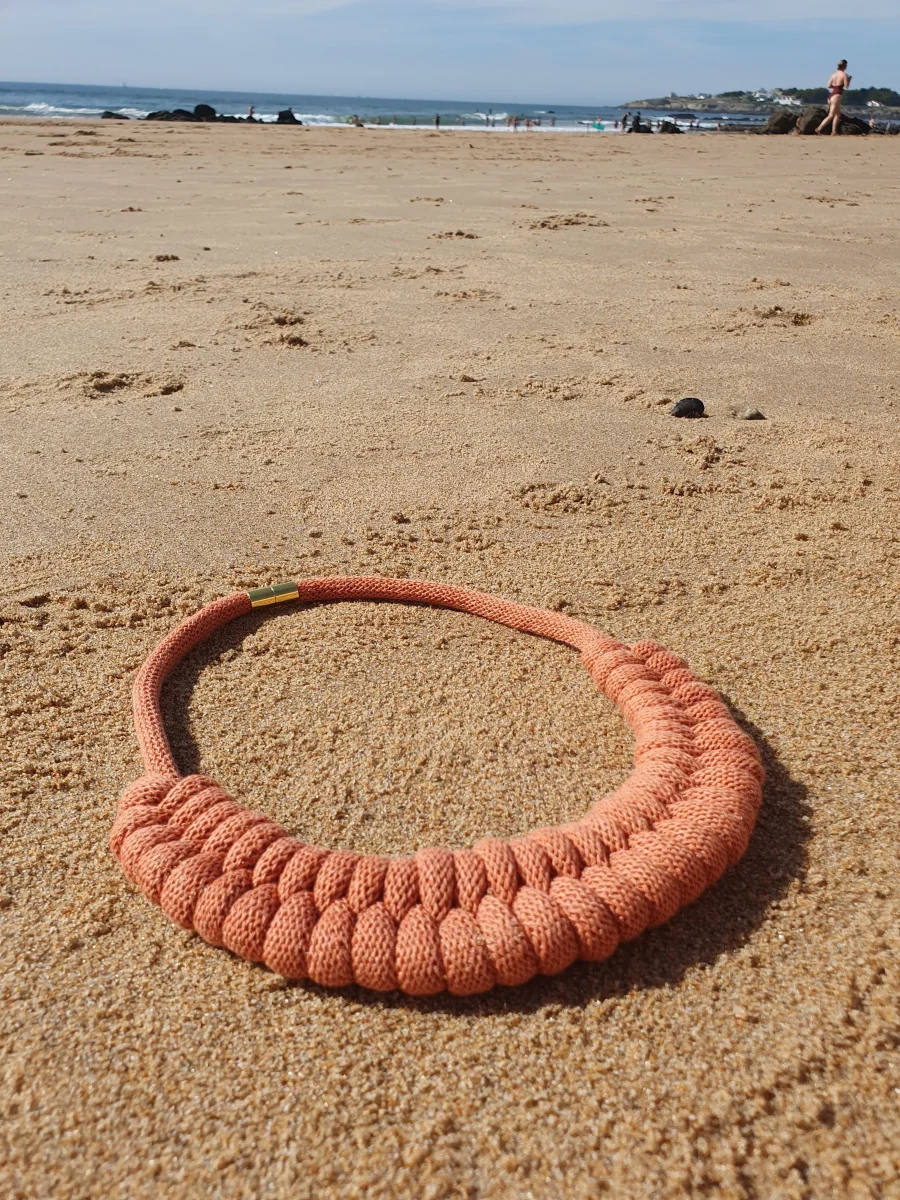 Collier corde coton noué épais plastron, bijou fantaisie, idée cadeau tendance macramé fait main noeud marin terracotta – Image 5