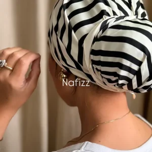 Triangle de soie zèbre blanc