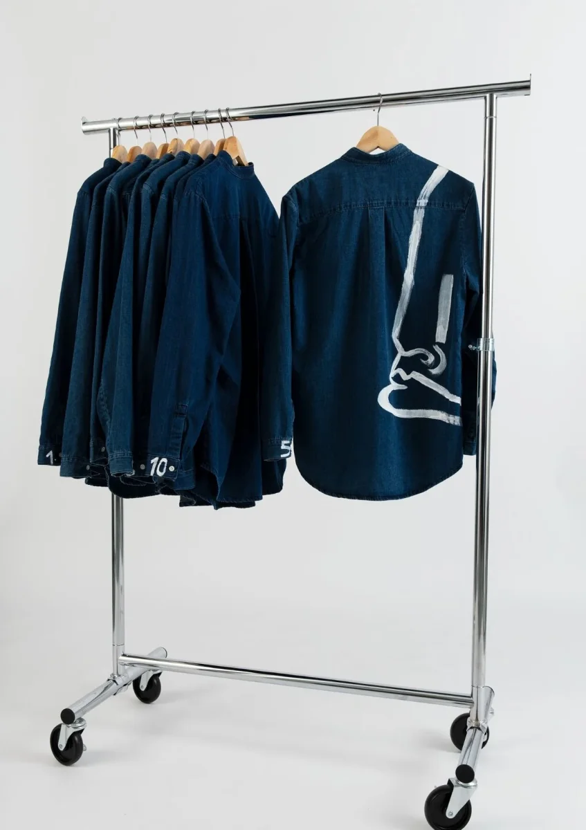 ADN loves ART - Chemise en denim - Oeuvre 5 – Image 3