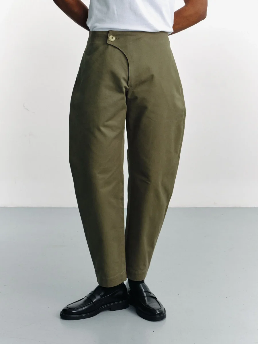 KURB - Pantalon barrel en gabardine – Image 4