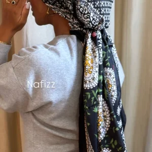 Grand carré de soie Bella noir