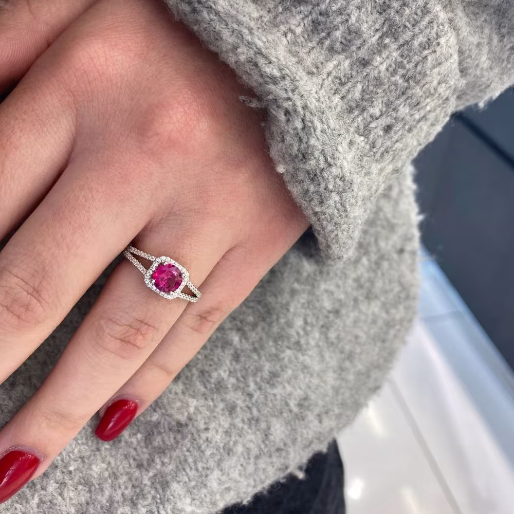 Bague Entourage Argent Pierre Rouge & Blanches – Image 3