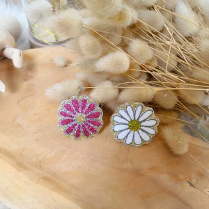 Magnifique Broche Fleur à Paillettes - Accessoire Tendance pour Mariage, EVJF, Témoin, Demoiselle d'Honneur et Plus - 24 Couleurs Disponibles