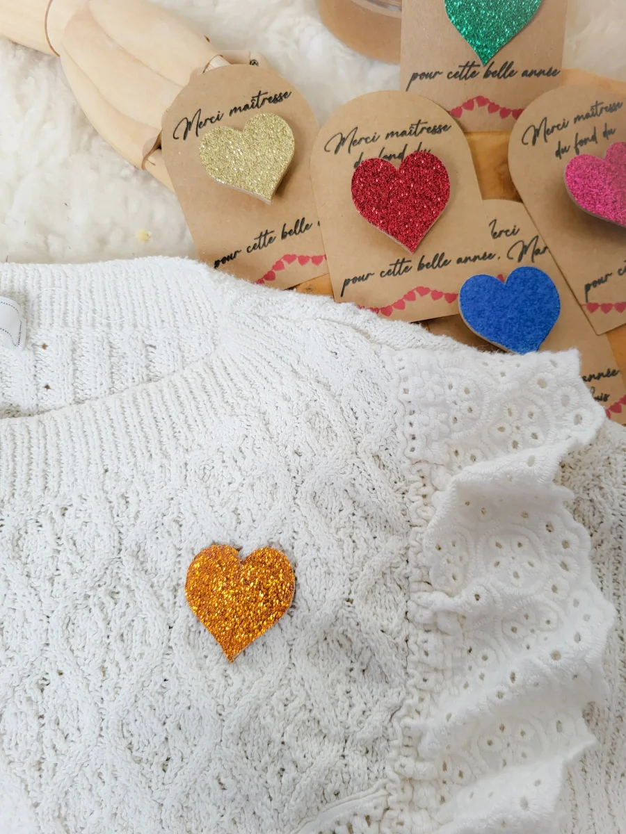 Broche coeur paillette fait main avec carte personnalisable - cadeau fin d'année scolaire pour maîtresse, nounou – Image 7