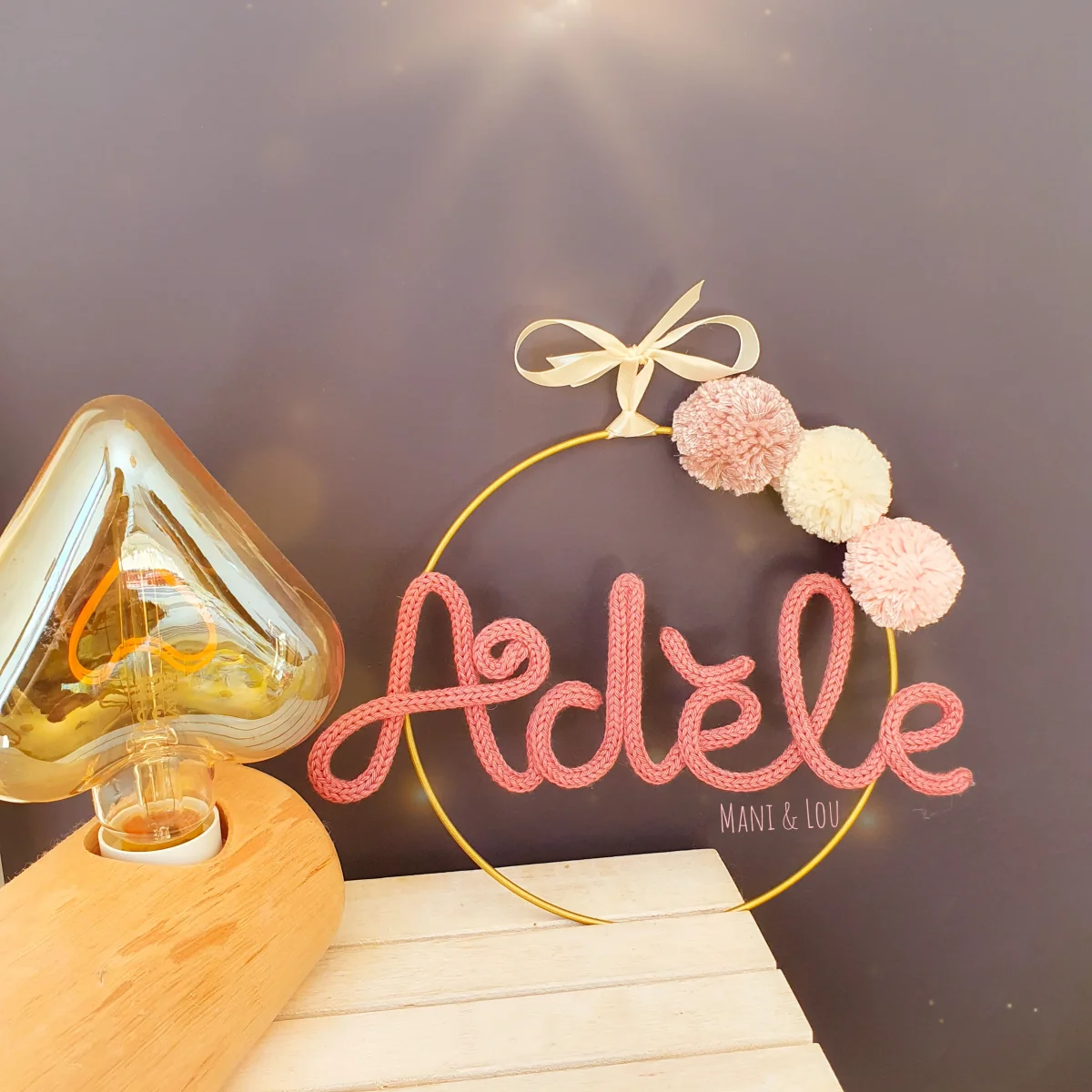 Couronne prénom 3 pompons personnalisée – Image 5