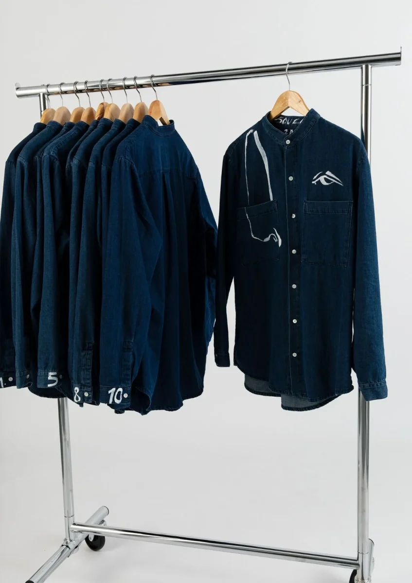 ADN loves ART - Chemise en denim - Oeuvre 3 – Image 2