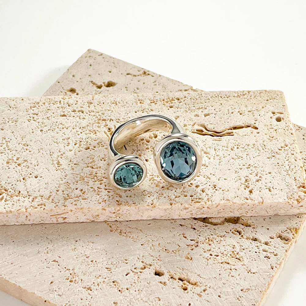 Spanish High Quality Exquisite Fashion 2023 Hot Sale UNO DE 50 Silver Color Large Sapphire Ring Jewelry Gift Free Delivery – Image 4