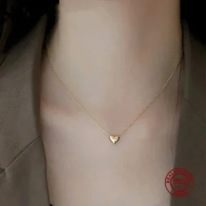 collier avec un coeur