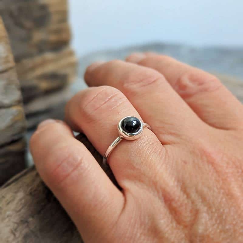 Bague argent et saphir noir – Image 4