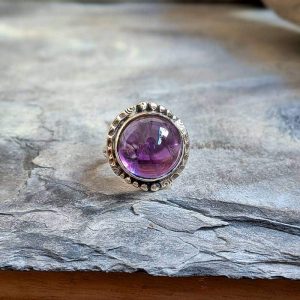 Bague ethnique chic améthyste argent