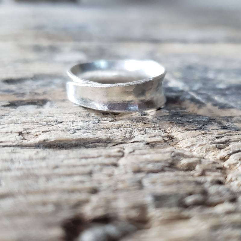 Bague fine en argent martelé ajustable – Image 6