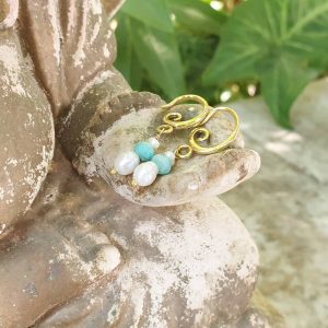 Boucles perles d&rsquo;eau douce et amazonite ANDAMAN