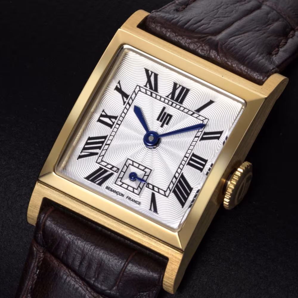 Montre Lip Churchill C18, dorée, cuir marron, chiffres romains – Image 4