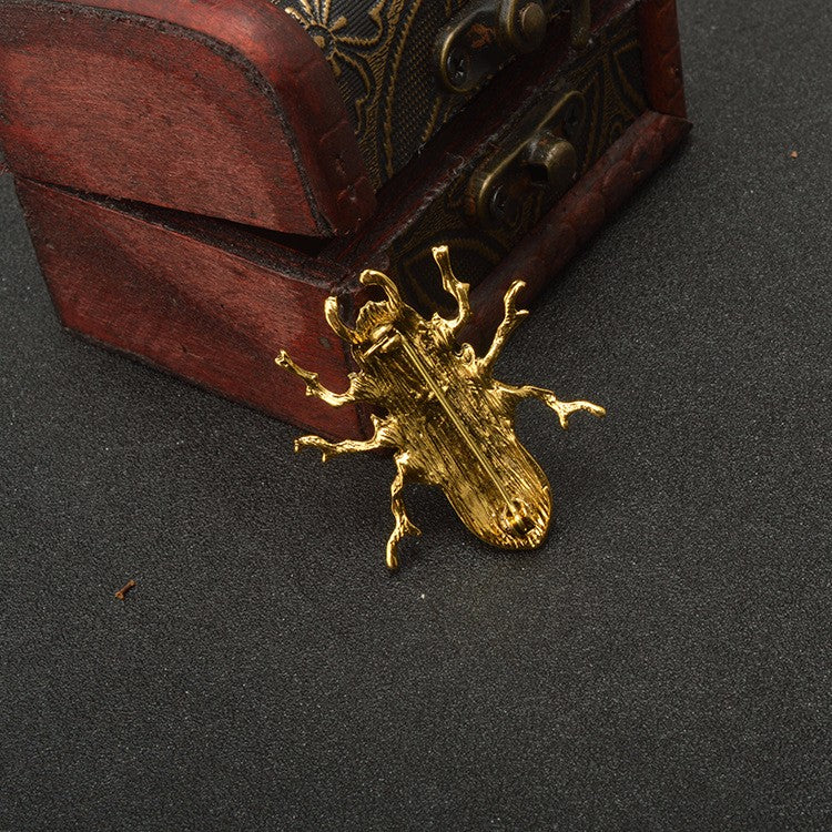 Broche Scarabée Doré & Bleu – Image 3