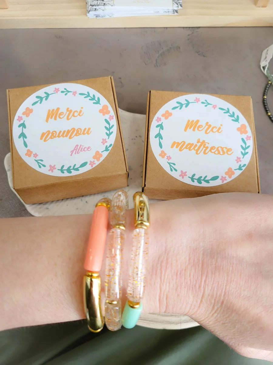 Bracelet perles cadeau maîtresse fin d’année – 3 modèles & boîte personnalisée – Image 8