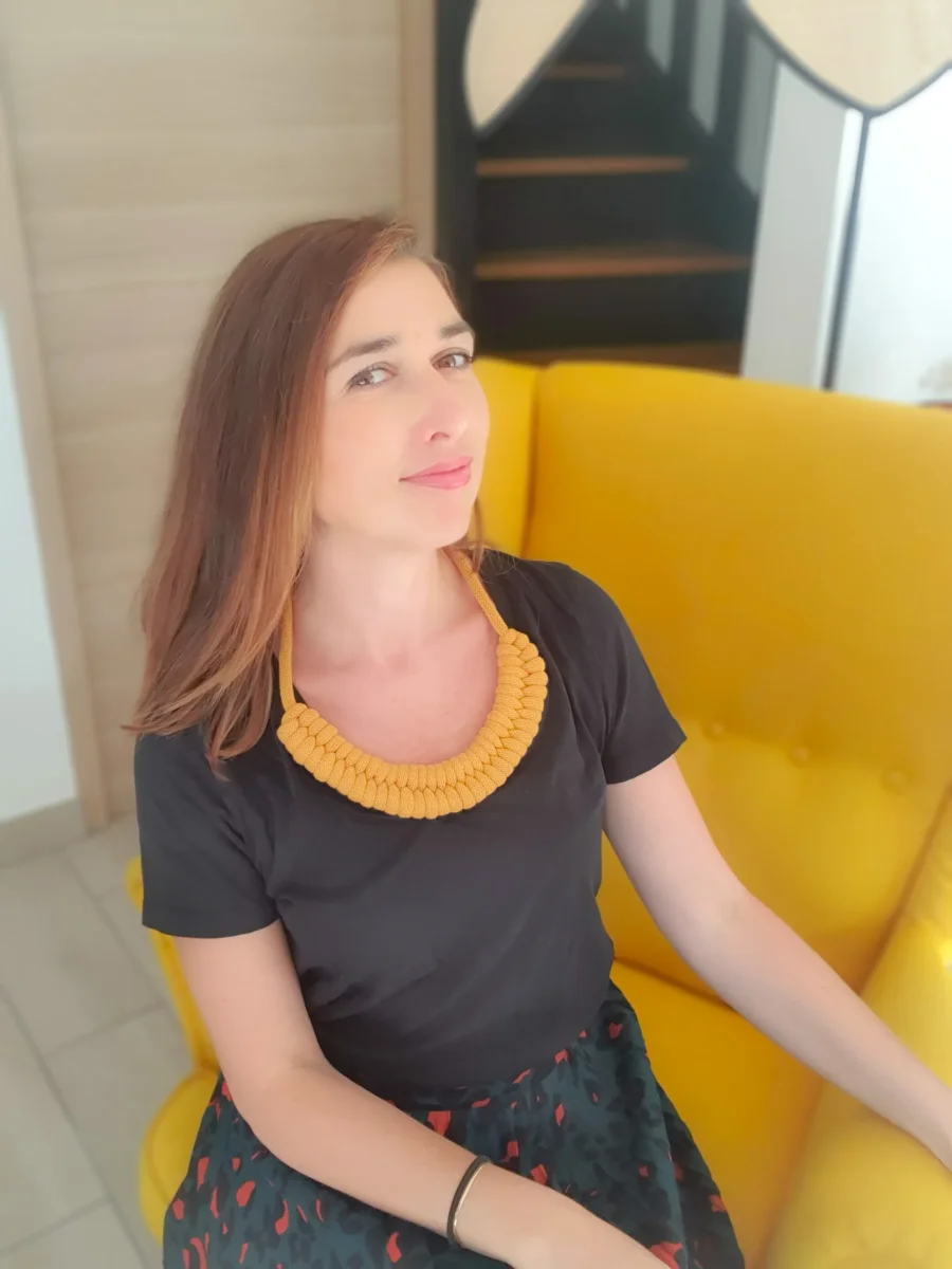 Collier corde coton noué épais plastron, bijou fantaisie, idée cadeau tendance macramé fait main noeud marin jaune moutarde – Image 7